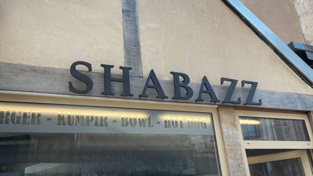 enseigne-restaurant-impression-3d-noire-shabazz-auxerre-esi-3d_LOW enseigne-restaurant-impression-3d-noire-shabazz-auxerre-esi-3d_LOW